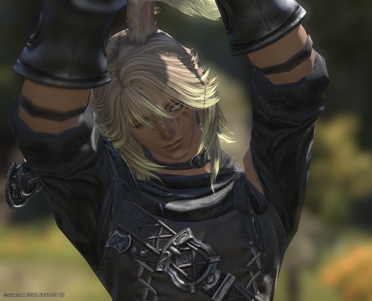 Sqiitz's tweet photo. Just wanted to share my new bun boi Imani~ he’s based off of an already made OC of mine who is a surfer 
Please recommend me some glam to put him in 😭 he’s just a wee sprout but I can save for it

#ffxiv #ffxivgpose #vieramale #SqitzOCs https://t.co/GYvxNbhHdQ