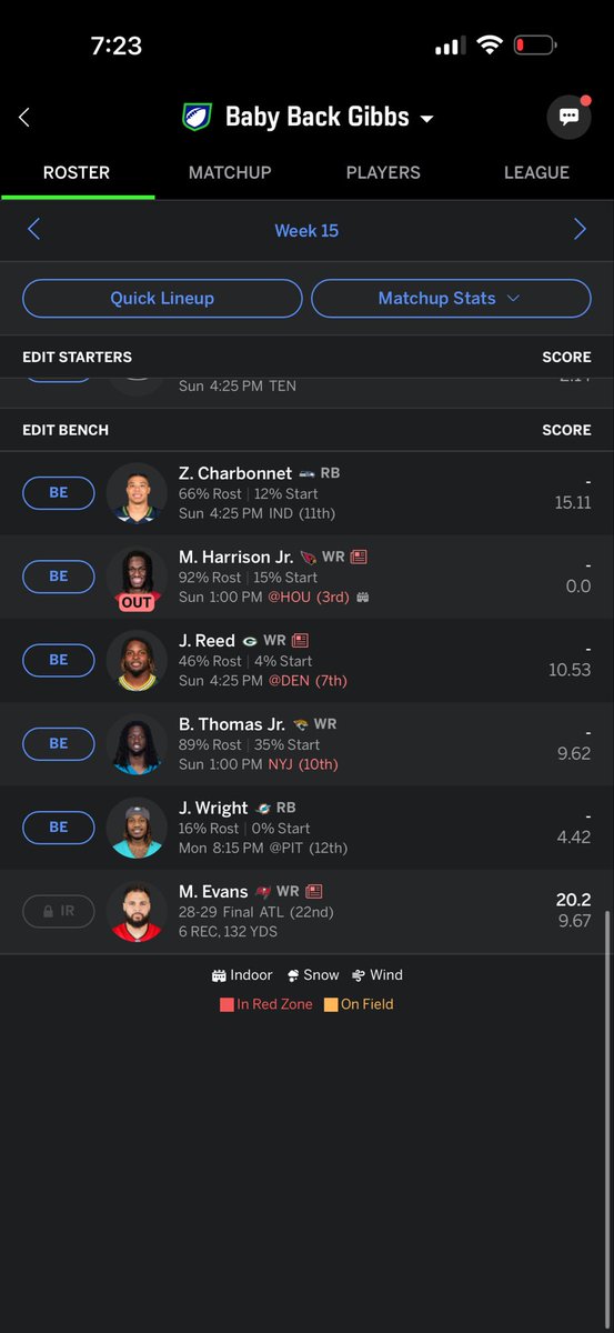 L0NELEE's tweet photo. @DhananiZain Hubbard or one of my bench? https://t.co/xavD4zBQgD