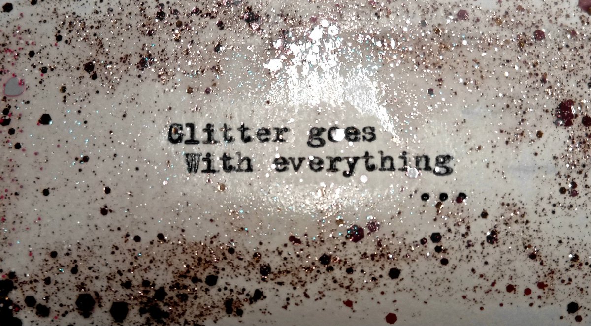 EmmaRugg's tweet image. It goes with everything... #typewriter #typewritten