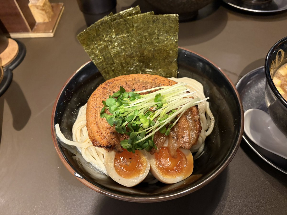 ねりうめ tweet media