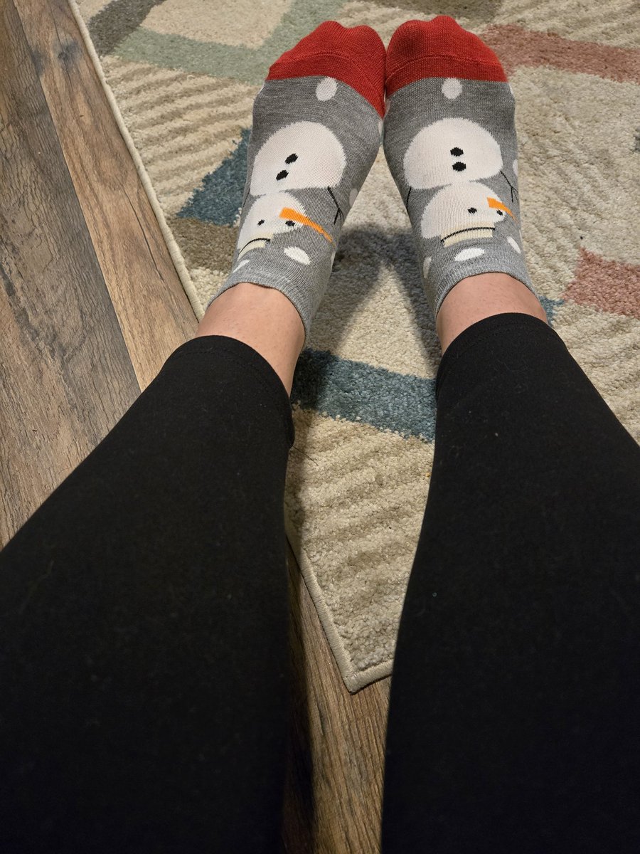 PayFiearah's tweet photo. Holiday socks ❄️⛄️🎄🎁 https://t.co/6jgBAGQXKg