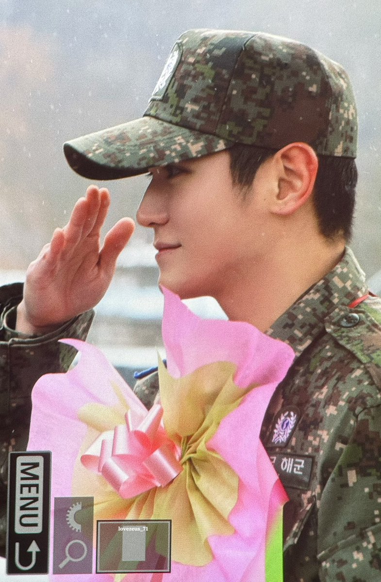 lovezeus71's tweet image. 251214 #태용

전역

#TAEYONG #テヨン #NCT #NCTU #NCT127