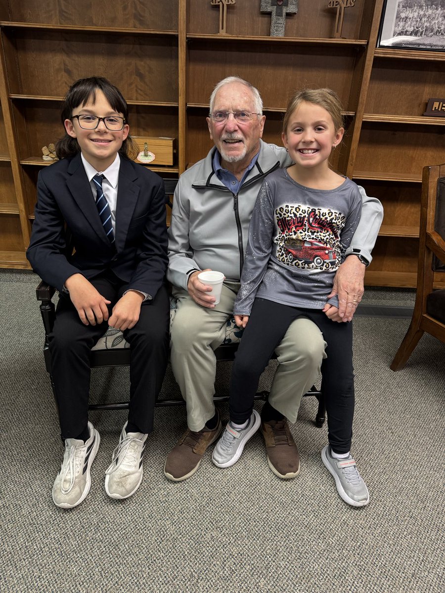 Eric Hoops tweet media