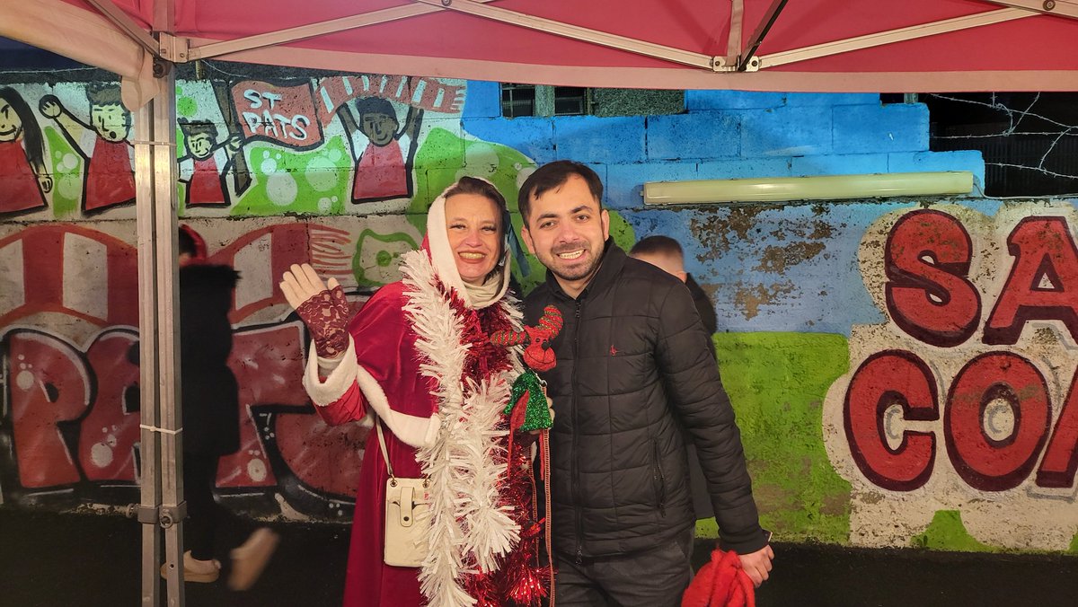 ammaraliDublin8's tweet image. Great atmosphere at the Christmas market at Richmond Park
in Inchicore, Dublin 8!  
A huge shoutout to everyone involved for making this event so special! 

#ChristmasMarket #inchicore #dublin8 
 #CommunitySpirit