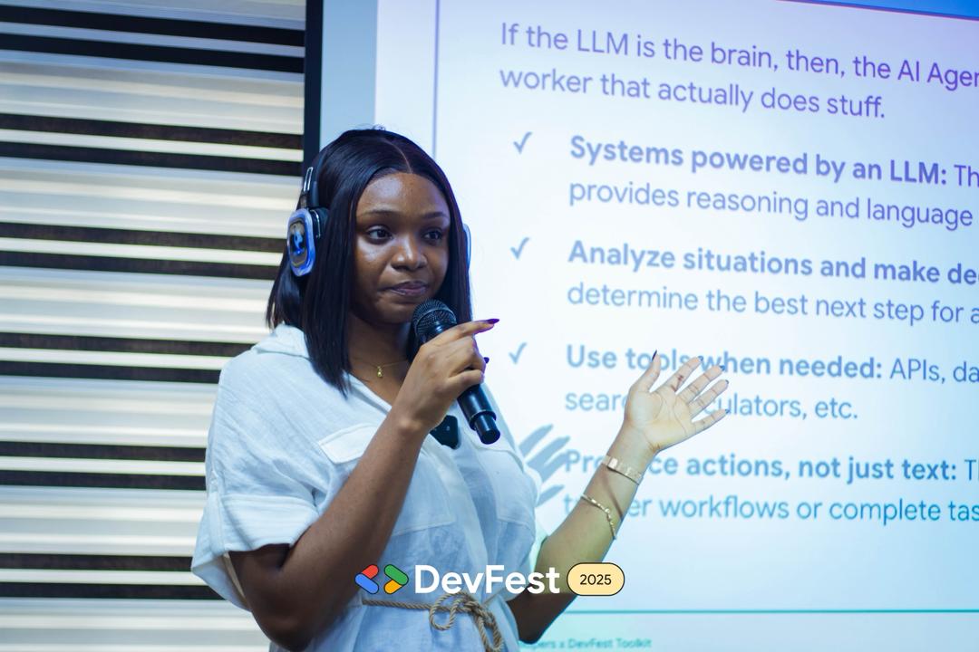 EbubePrisca's tweet photo. It was great breaking down the different categories of AI agents and discussing when each approach actually makes sense in real-world products. I’d love to have more conversations like this. 🚀

#devfest2025 #devfestEnugu https://t.co/SLjapzmp17