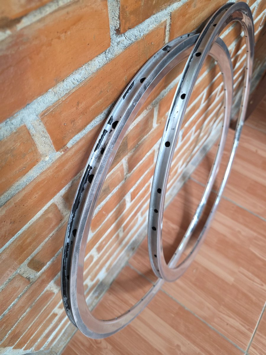 bukan reseller 🙂 tweet media