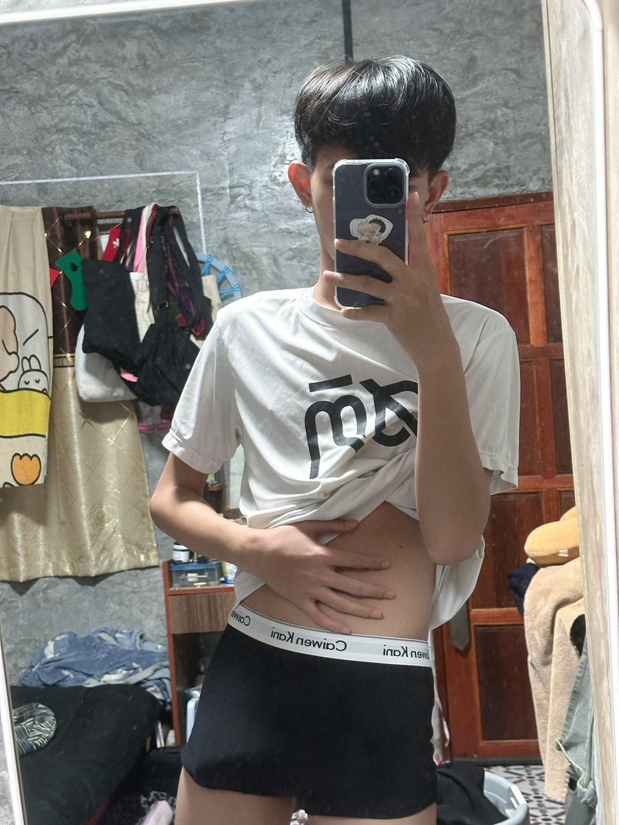 ชาเขียวที่แปลว่าอร่อย 🍀 tweet media