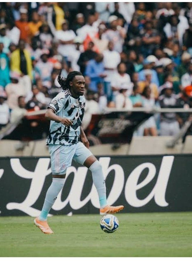 So great to have seen Ndah and Sesane starting again a game with the Orlando Pirates colours after so many months against Carling All Stars 😍

Now Ouaddou has 2 months to get them at top form during AFCON 🙏💪