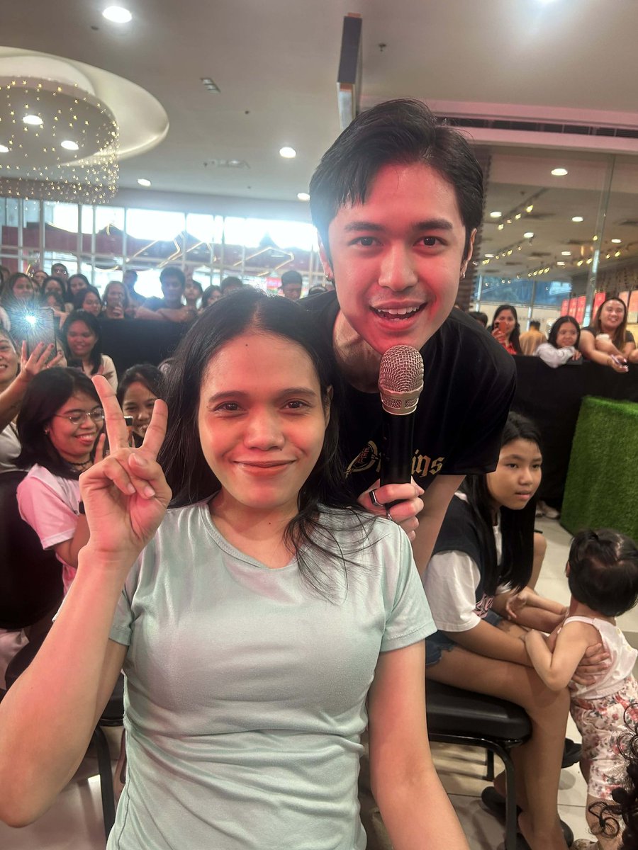 LarsyyyJean's tweet photo. hello po https://t.co/rQDpswSLCH