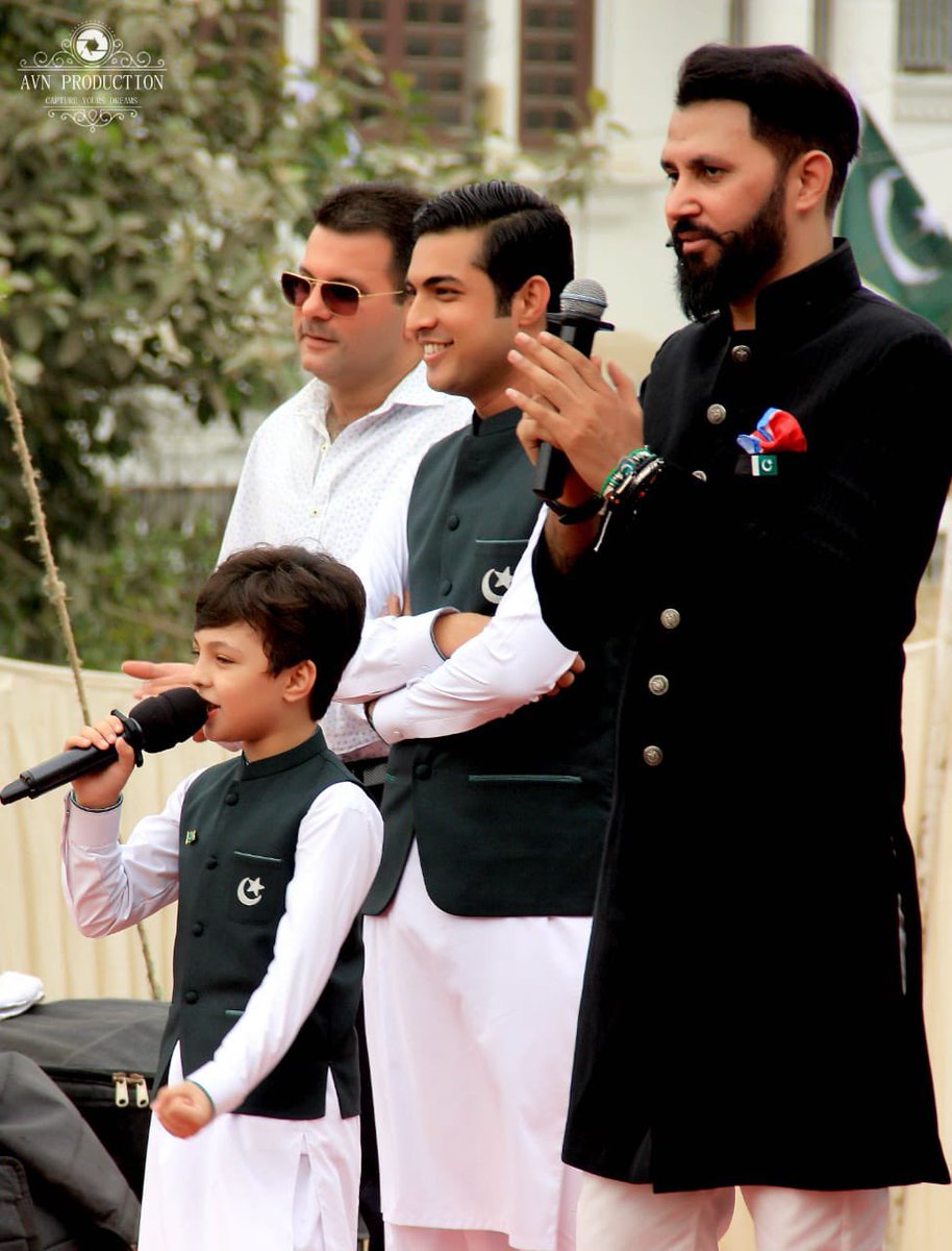 دوستوں جیسا بھائی اور بھائیوں جیسا دوست 💔
راجہ مطلوب کے درجات کی بلندی اور ہم سب کے صبر کے لیے دُعا کیجیے گا