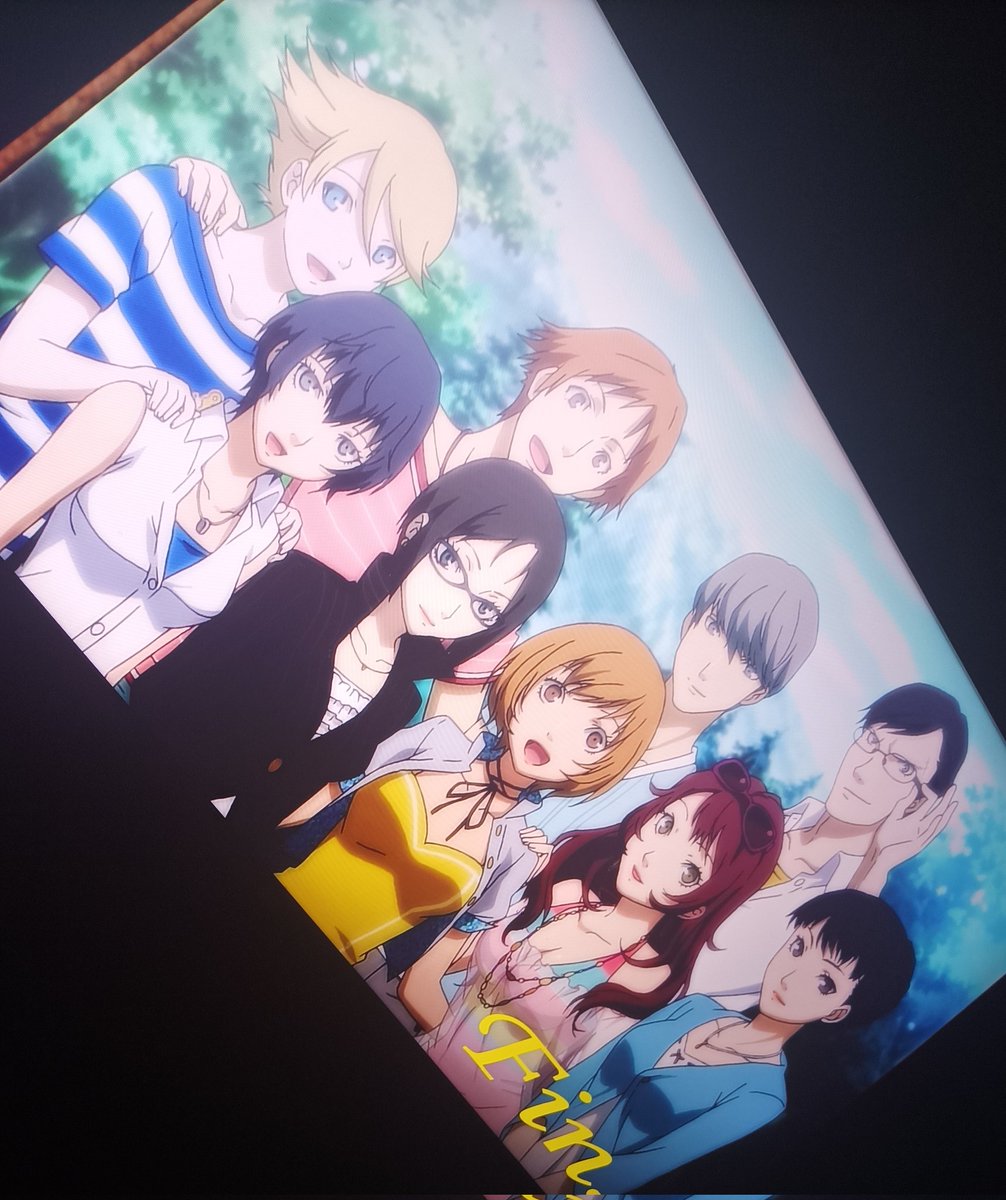 #persona4 terminado y wow! entiendo porque es el favorito del fandom, pocas veces termino un juego sin ganas de llorar, pero...
feliz de haberlo experimentado! fueron lindos 6 meses 😸
Aguante Chie csmr 💚