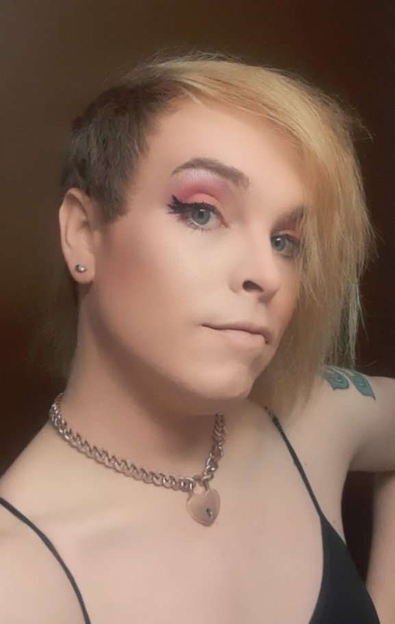Thinking of trying this haircut again after 5 years... 🤔