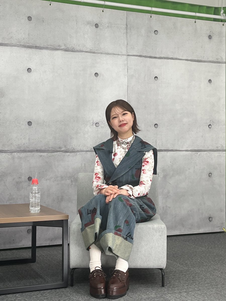 みーちゃんページ みーちゃん🐼🌈 (@kamereon_ogou) / Posts / X