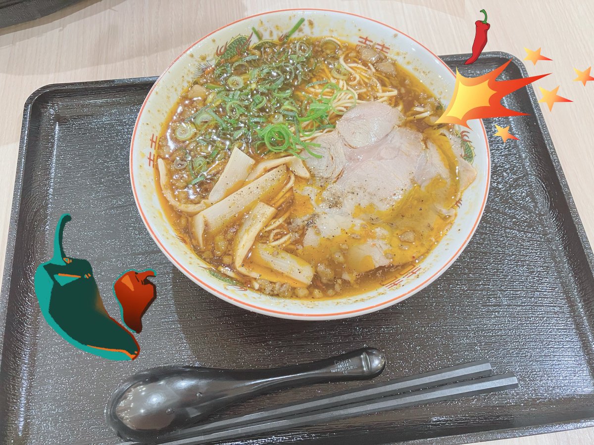 Ichigomoon1315's tweet photo. マリホ水族館めっちゃ多かった🐠🪸🫧

ランチは『尾道辛ラーメン』🍜
はじめて激辛グルメで結膜痛くなった（笑）30分くらいヒリヒリ…🌶️🔥

気になっとったマロン烏龍もみつけたꔛ🌰

15時から来客があるので、朝のリプライ遅くなります🙏🏻꜆꜄꜆

#magpic #マグピク #マグピクプラス https://t.co/uIQRnYT6jQ