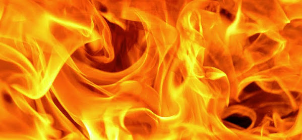 Kansas City Playlist: Tech Sparks Fear Amid Inferno Season 2025 -- Local Public Safety Concern &amp; Just A Bit Of Late Night Winter Nostalgia -- tonyskansascity.com/2025/12/kansas…