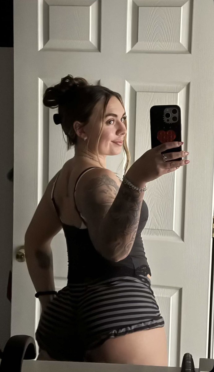 privatefreaks's tweet photo. #abbyberner 🥴🥴 https://t.co/Un49meVXbv