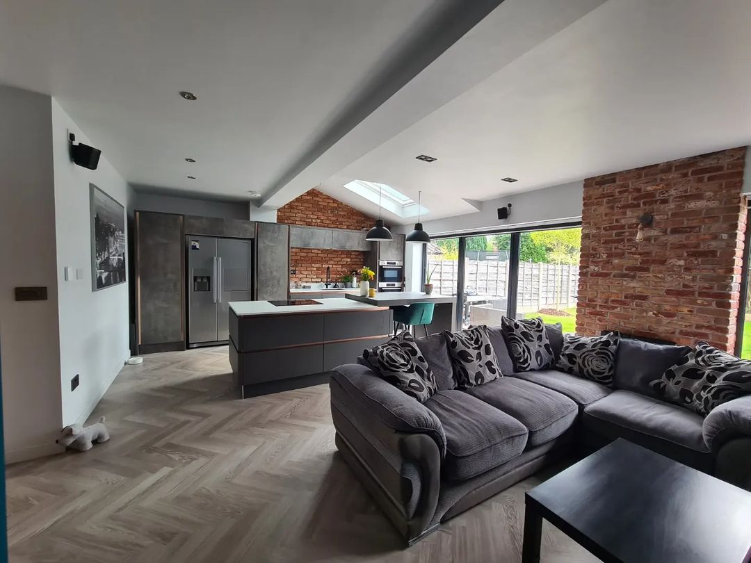 brickslipsuk's tweet image. Amazing kitchen upgrades by @no9_house2home with a double feature brickslip wall!😎
.
.
.
.
#industrialdesign #kitchendesign #kitchenislanddesign #interiordesign #industriallighting #kitchendesign #kitchenisland #kitchensofinstagram #brickslips #bricktiles #exposedbrick