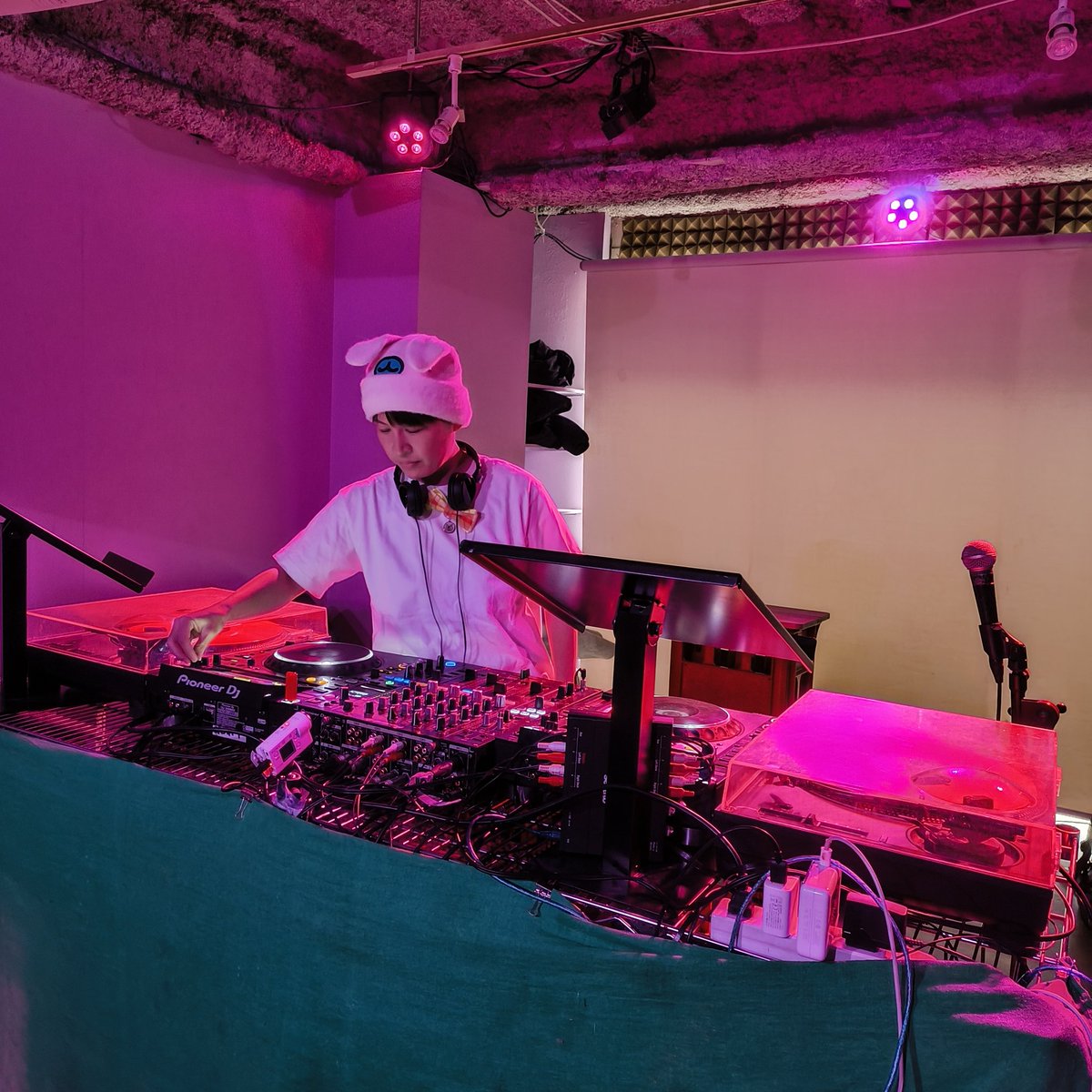 #らっく大忘年会
#LRDJFES
始まりました〜🐰