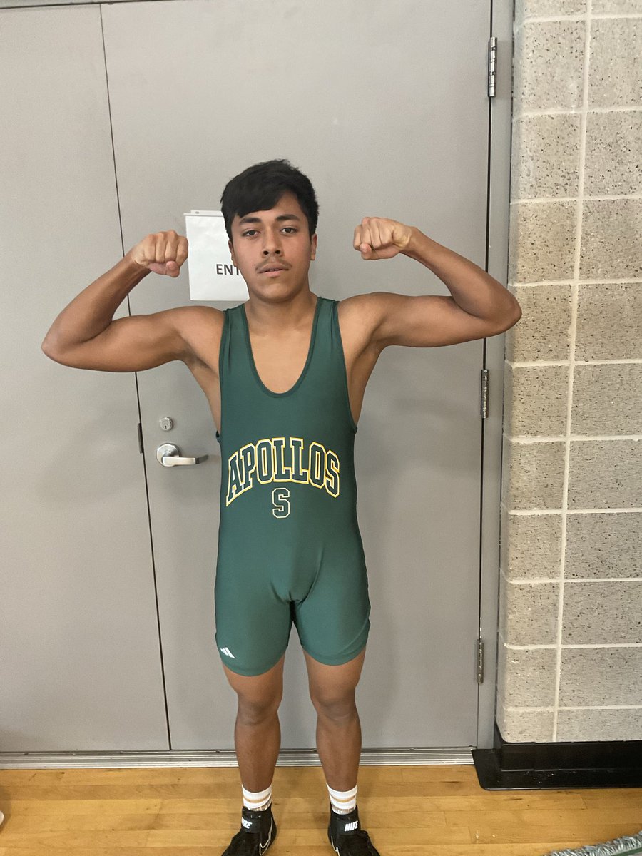 SharpstownWrest's tweet image. Proud of this Sharpstown Wrestling Team for competing with grit and heart at the tournament. The guys pushed each other to be better all day and it paid off walking away with TWO placers and a bunch of wins!
Keep building, keep grinding.
#ApolloPride 🔰🏹
#EarnedNotGiven