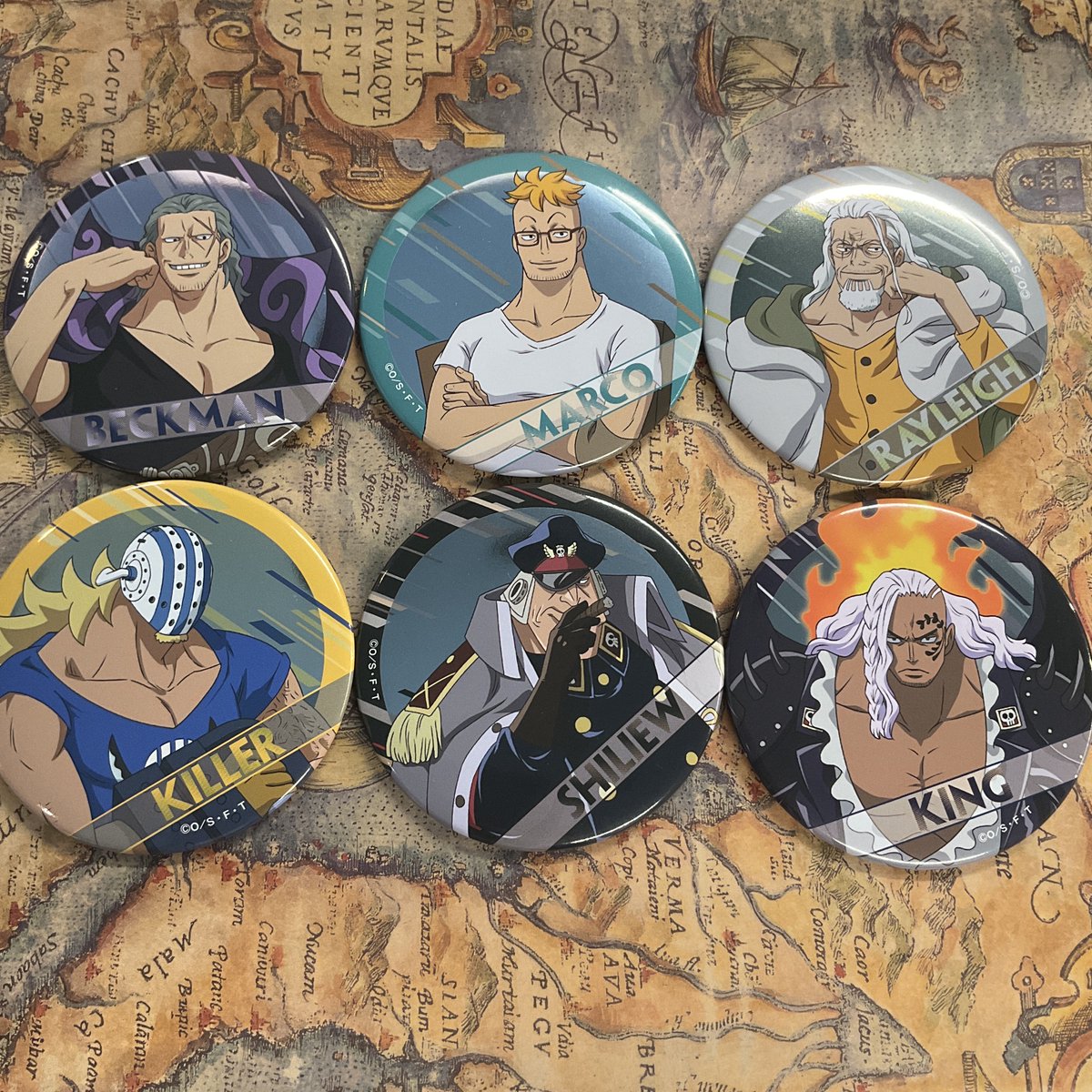 新商品】麦わらストア限定 メタル缶バッジコレクション(全10種) 1個