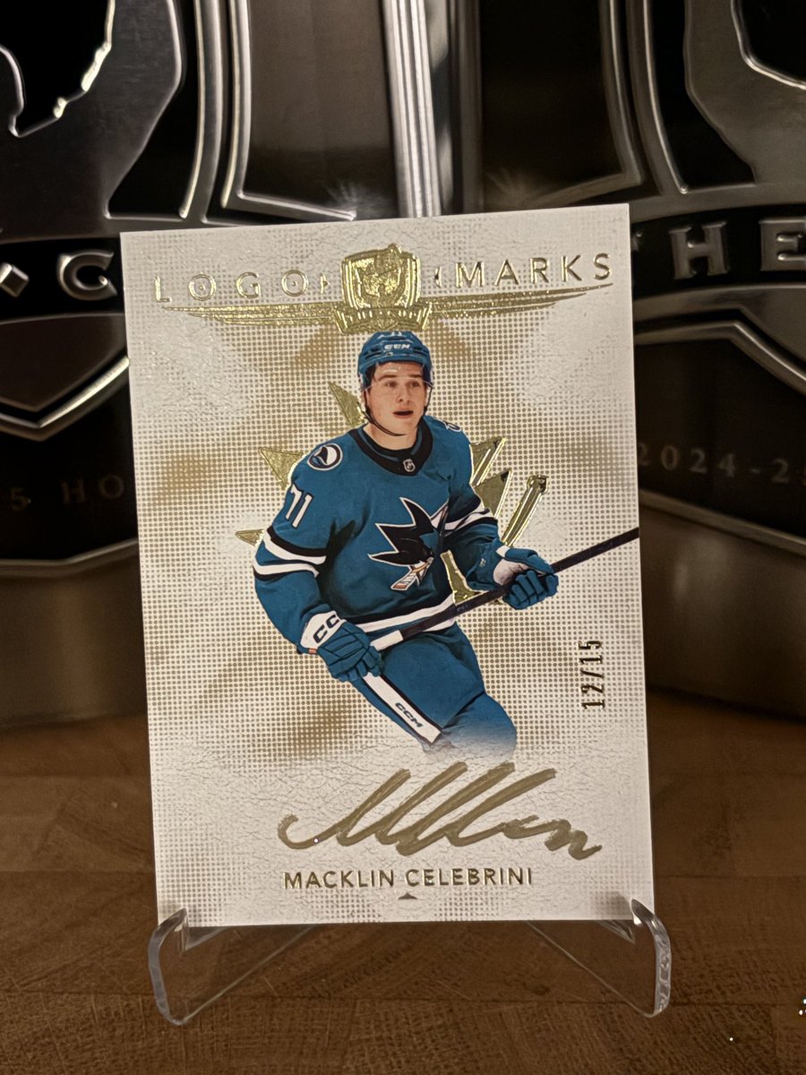RedNailsII's tweet image. Celebrini logo marks auto /15 hit today at our Mall location. @UpperDeckSports 24/25 Cup.
@CardPurchaser