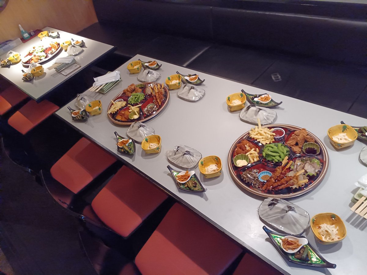 昨晩は、某年会をありがとう～♪
久しぶりに宴会受けたわ！ｗ

また来年！ｗ
参加された勇者たち！
それぞれに佳き年を（感謝♡）