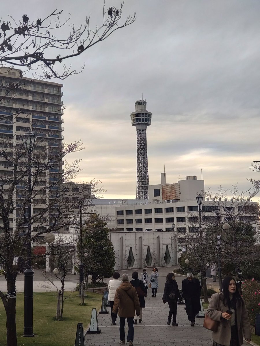 P99only's tweet image. #横浜中華街
#散歩
今朝は冷たい雨。

昨日はイベントを見に元町へ。寝過ごしてイベント見れず。半端な時間で遅めの食事。中華街で軽く食べる。横浜駅はすごい人出だったが。元町、中華街はそこそこだった。まぁ寒かったし。

今日も寒いが都内を回ってくる予定。