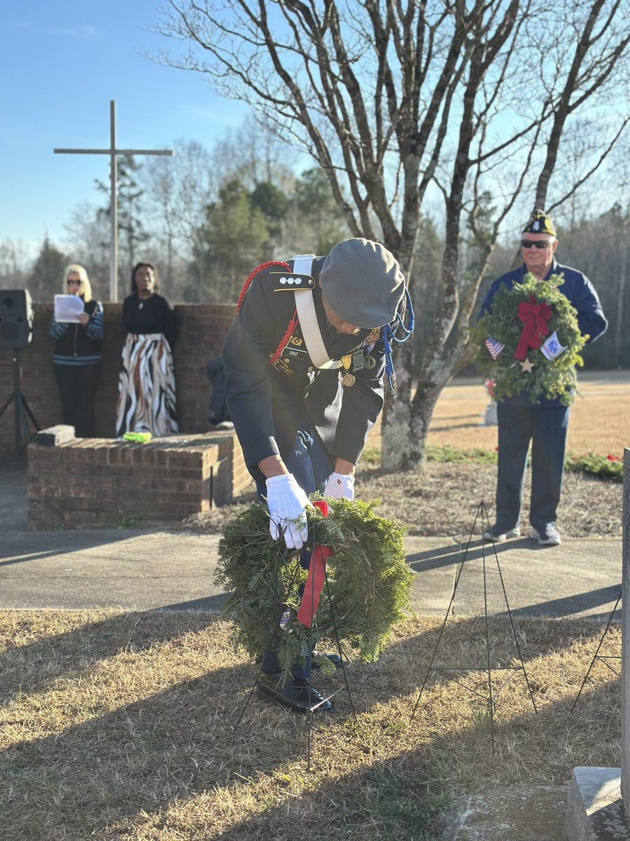 The Lexington Senior High School, Army JROTC tweet media