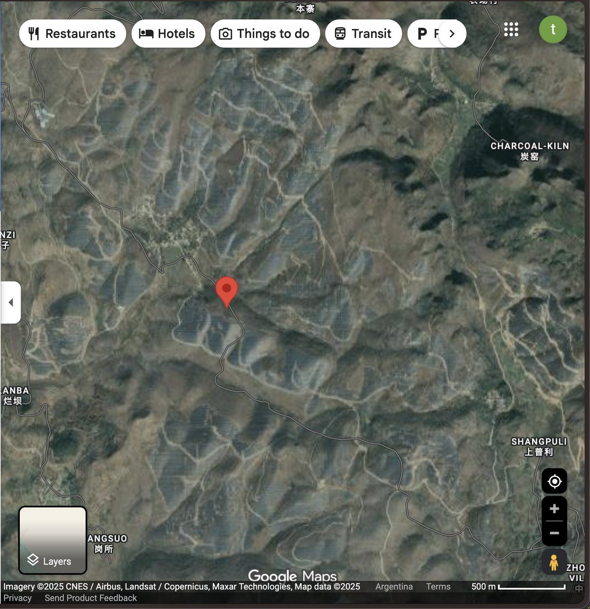 ๊ทธ ๋ฐ์ด๋ด ์์์ด ์ธ๊ณต์ง๋ฅ์ผ๋ก ๋ง๋ค์ด์ง ๊ฒ์ธ์ง ์๋์ง๋ ์ค์ํ์ง ์์ต๋๋ค. ๋ถ์ 25ยฐ46'54.3", ๋๊ฒฝ 105ยฐ28'06.9"์์๋ ๋น์ทํ ํํ์ ์ธ๋ ๊ตฌ์กฐ๋ฌผ์ ๋ณผ ์ ์์ต๋๋ค. ๋๋ ํธ๋ฉ ์นด์ดํฐ๋ฅผ ํ์ธํด ๋ณด๋ฉด