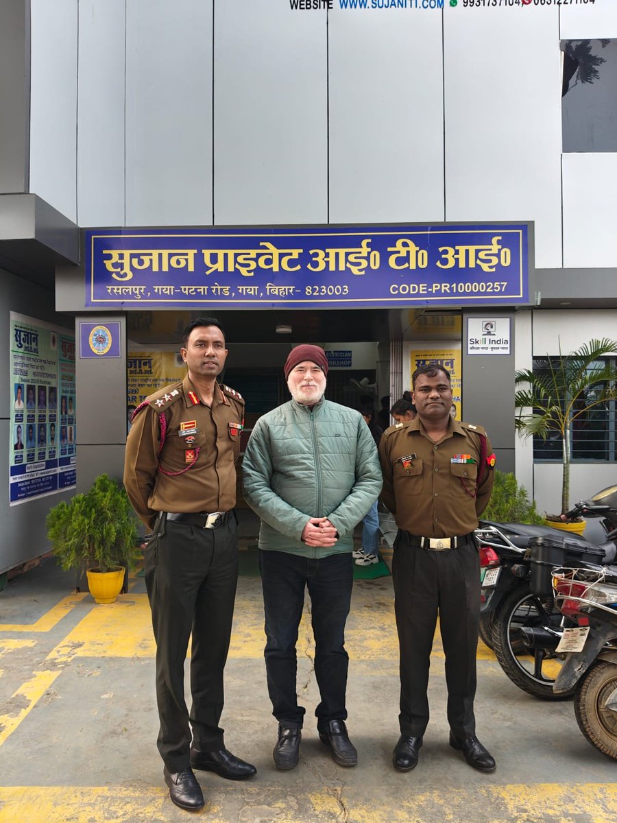 SujanITI's tweet photo. सुजान आई० टी० आई० में सेना भर्ती कार्यालय, गया का आउटरीच कार्यक्रम, छात्रों को मिला मार्गदर्शन। भारतीय सेना में करियर से जुड़ी विस्तृत जानकारी दी गई। व्याख्यान का संचालन कर्नल आर. माधन मोहन ने किया गया।  कुल 470 छात्रों ने भाग लिया, जिनमें 457 छात्र एवं 13 छात्राएँ शामिल हुए। https://t.co/QGxPBGSYhR