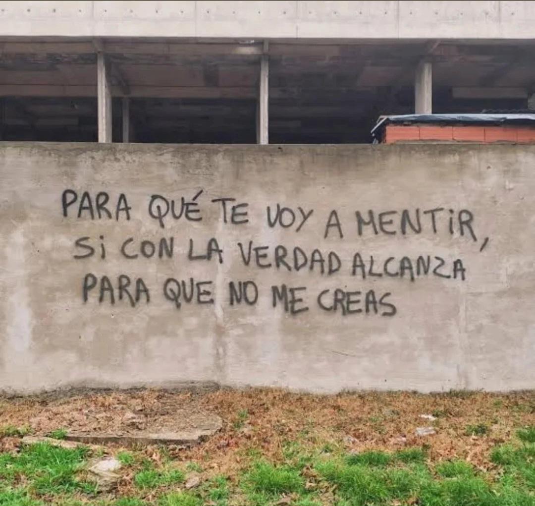 Pero ella prefería escuchar mentiras piadosas