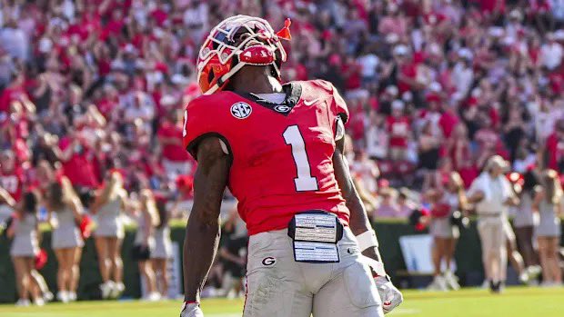 ReportBulldawg's tweet image. “5-star WRs shouldn’t go to Georgia because they won’t be featured.”

Team reception share:
Jeremiah Smith: 27.5%
Zachariah Branch: 27.2%

#GoDawgs