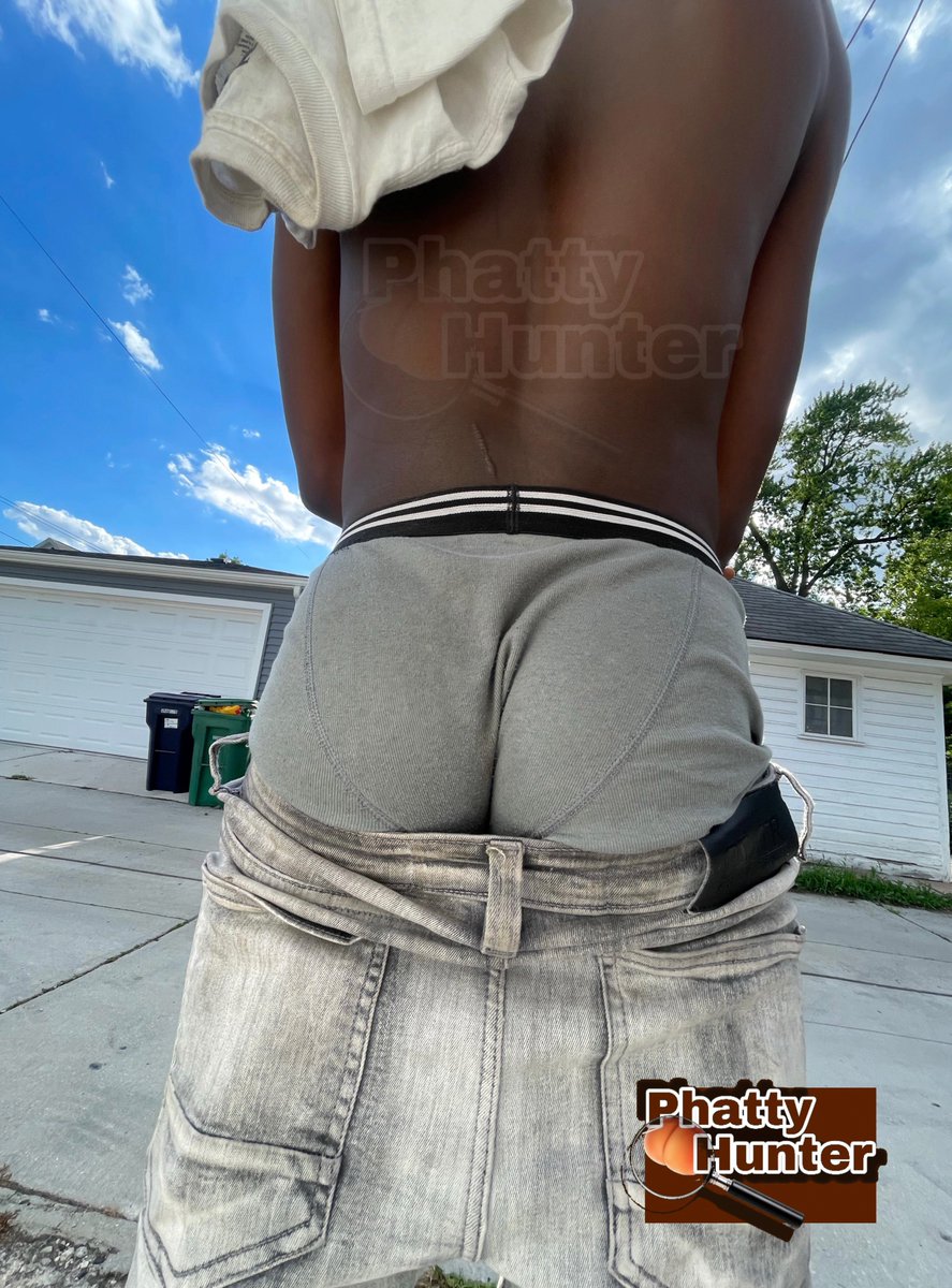 Yn saggin while we walk and talk 
#phattyhunter