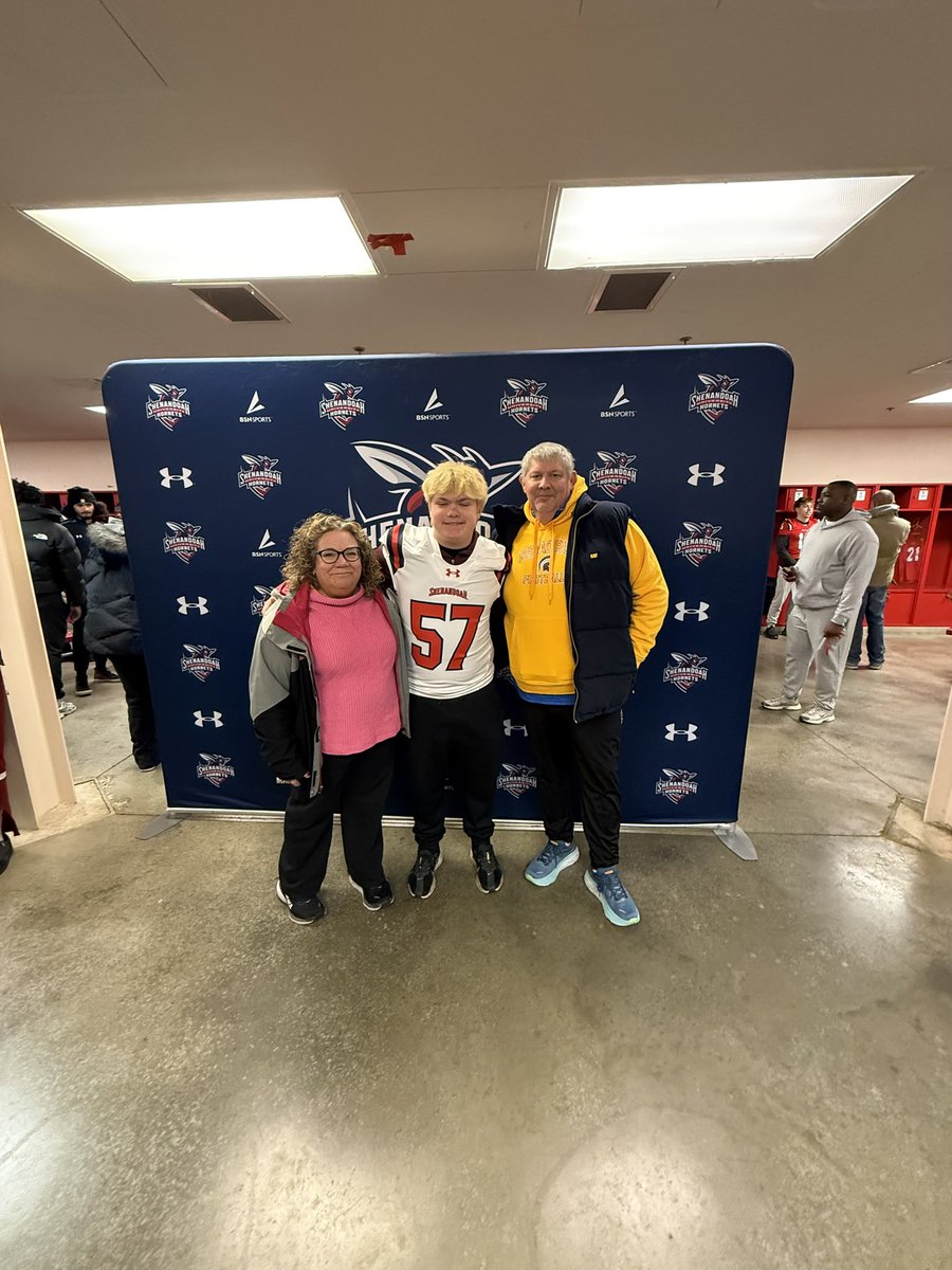 Matthew Lally tweet media