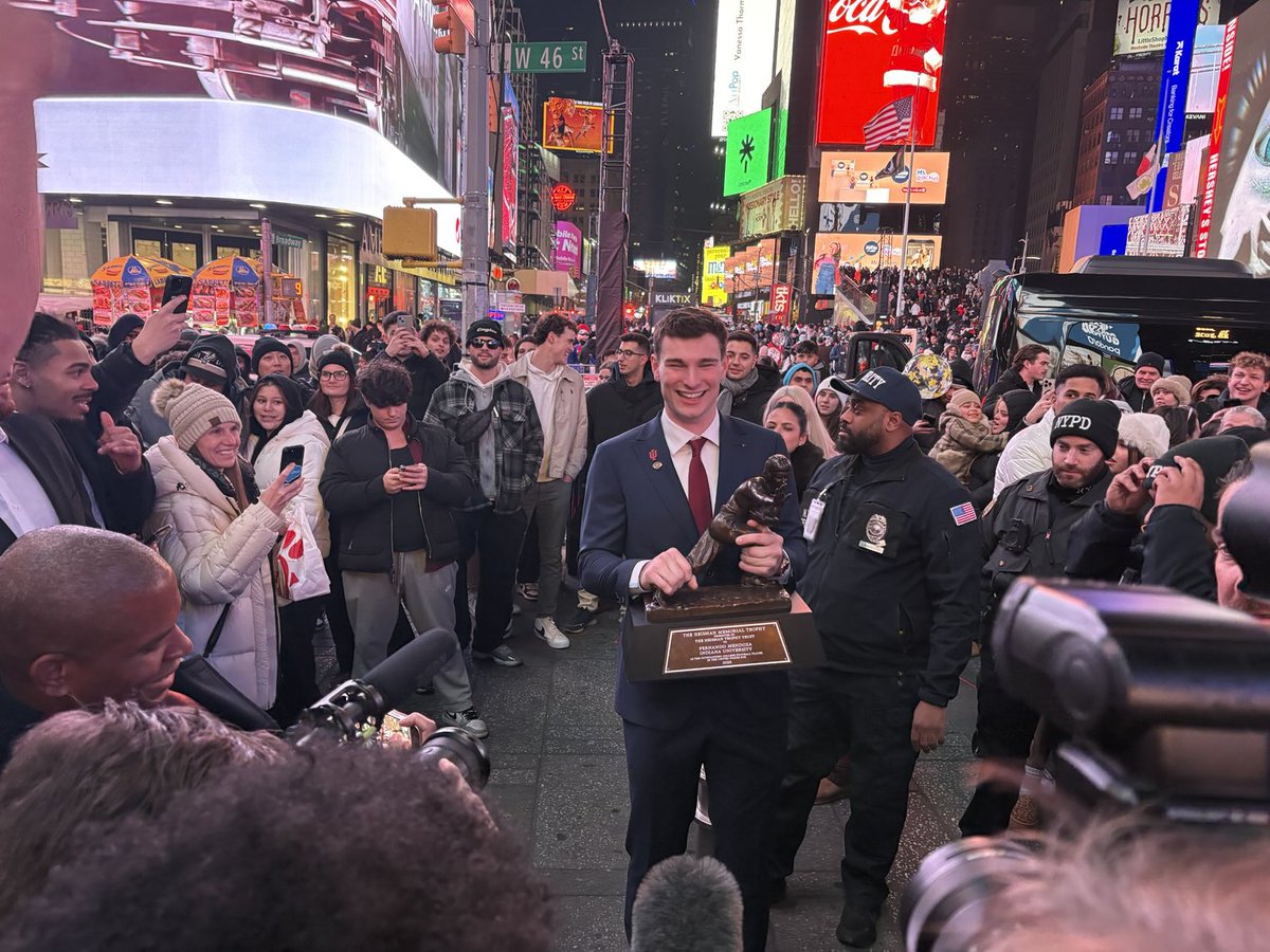 Michael Niziolek tweet media