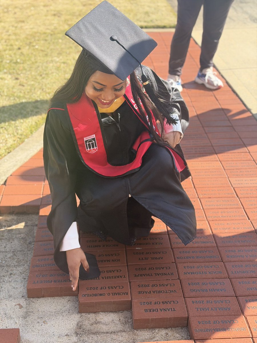 Quin_benny's tweet photo. Laying these bricks today, leaving a footprint that will stand for generations.

#UGA #bulldawgs #Soilscientist #graduate https://t.co/VQJ4RLp7N8