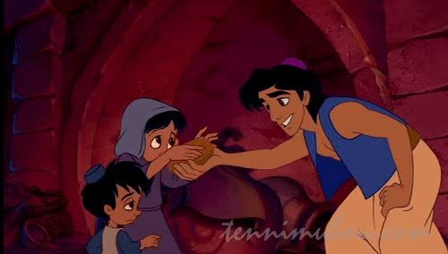 フード理論と言うのが創作界にあって

①善人はフードを美味しそうに食べたり、分け与える。
②感情や意図が不明の存在はフードを食べない、描写は省かれる。
③悪人は行儀悪く食べたり、食卓を襲い、フードを粗末に扱う。

…アラジンの時は出来たのに、なぜ100周年記念でこんな事に…？
#ウィッシュ