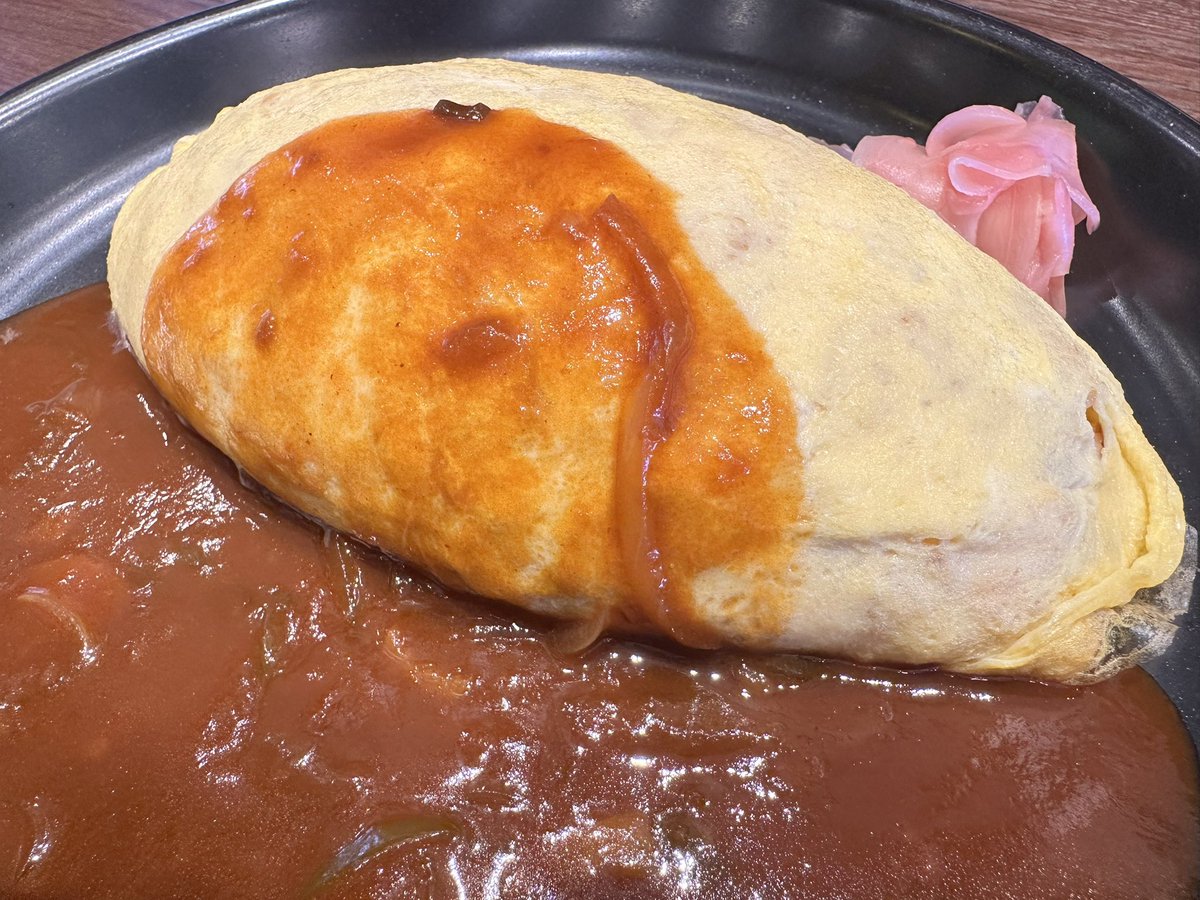 TACA_CHIN's tweet photo. 今日のランチは、#北極星 でチキンオムライス。 https://t.co/F1YbjJ8fG4