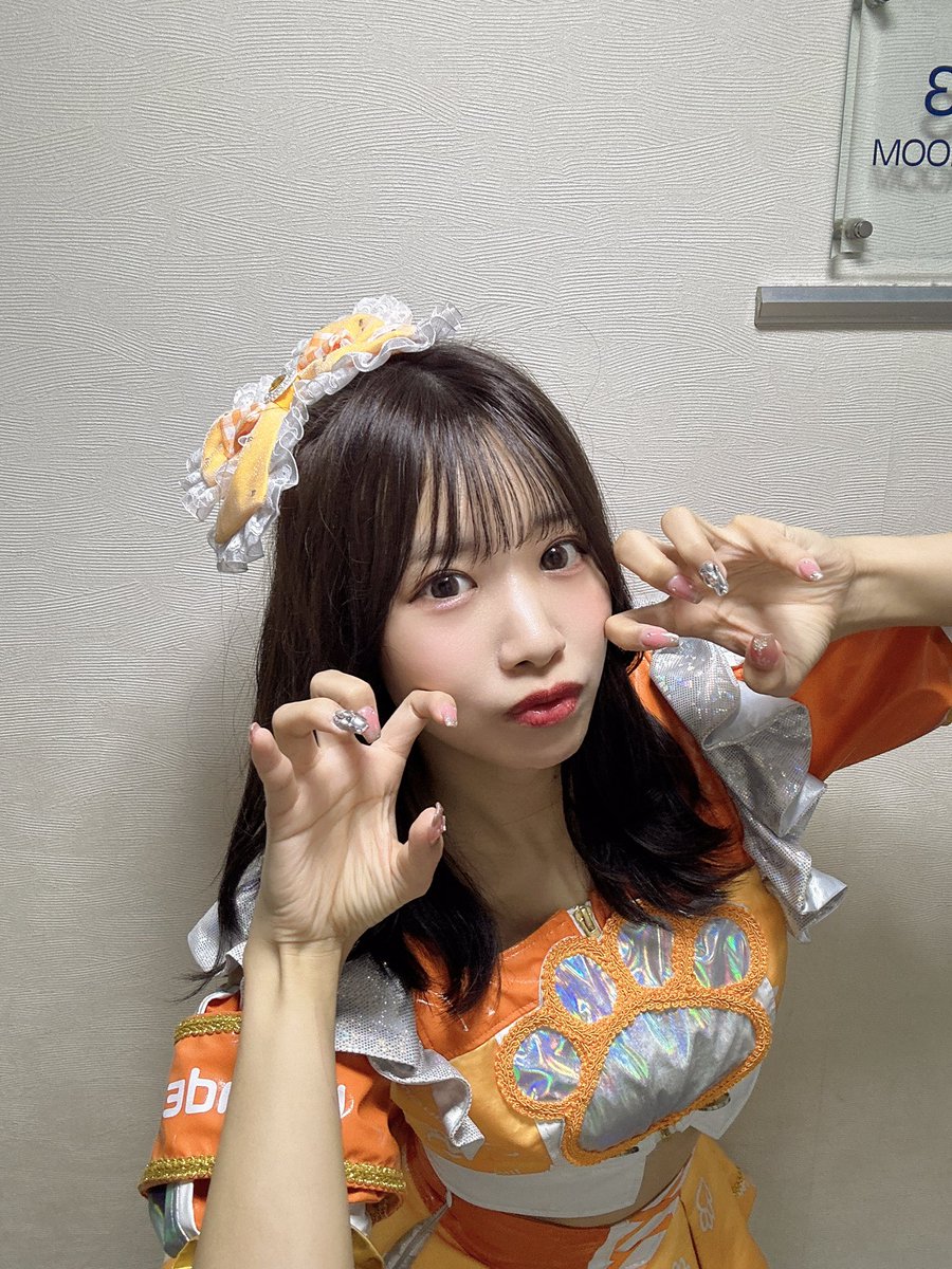 おはよ☀️ 本日はこちら🫶 無料で見れます〜ぜひ🧡🧡(*ﾟ▽ﾟ*) 雨