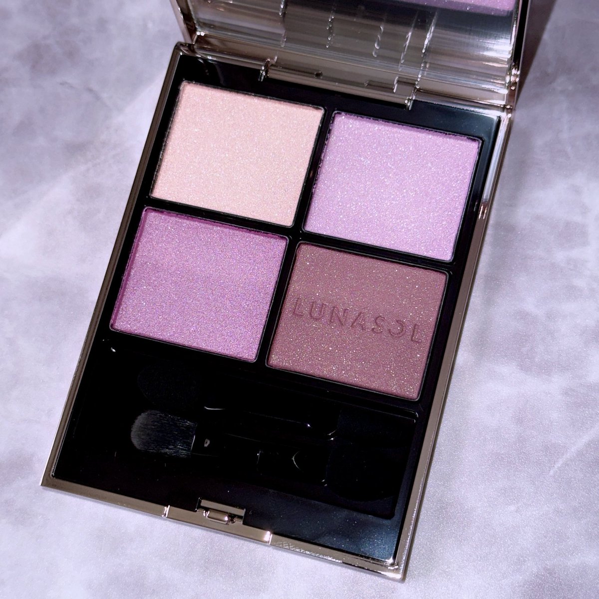 om4_f's tweet photo. LUNASOL - EYE COLORATION N 09 Grape Meadow https://t.co/BygILAJuRt