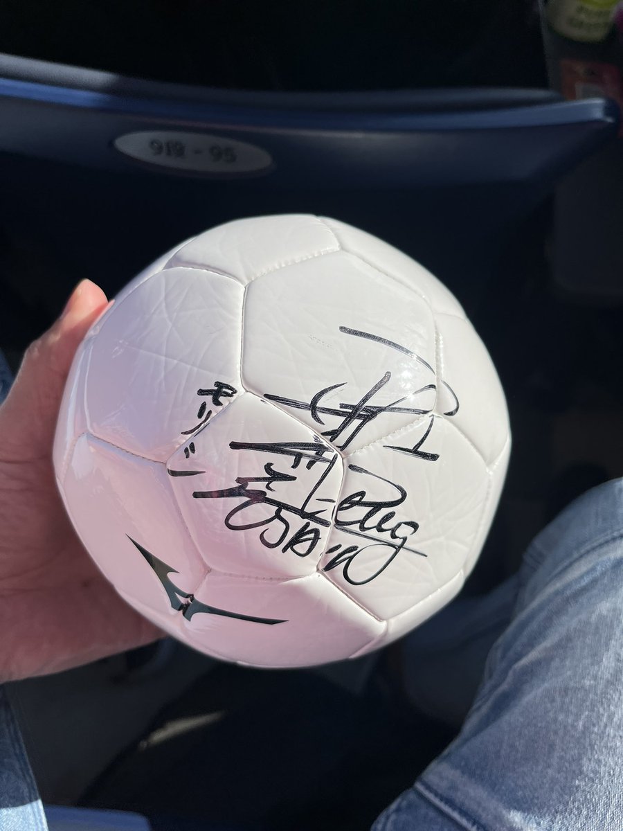 モリシのサインボールGET👍👍👍 #柿谷曜一朗引退試合 #セレッソ大阪