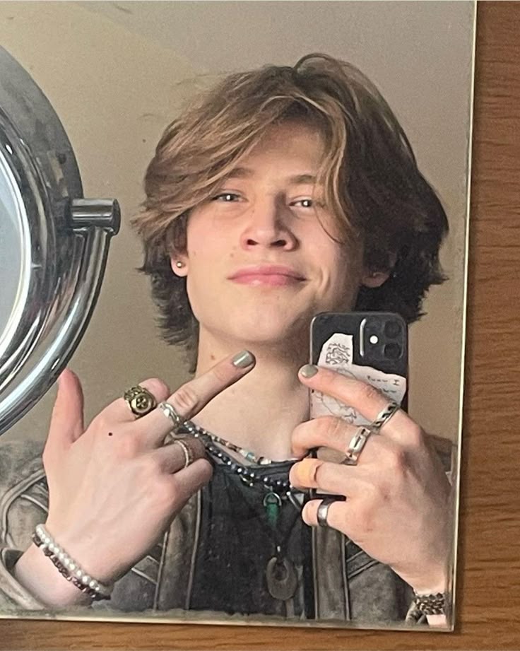 ashrpan's tweet image. Face card                               Body card
#meneahlengends