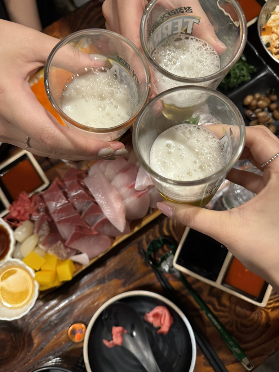 eiduj's tweet image. 희한햐~,