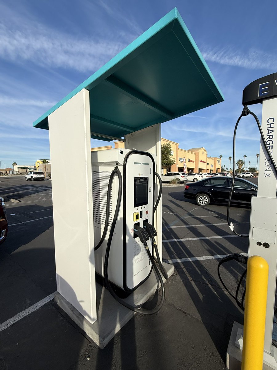 melizaldel's tweet photo. 🚀 EV Infrastructure at the Border! 🌎⚡

Great Technical Visit to the Electric Vehicle Charging Station in Calexico, CA ( 1113 Imperial Ave )— a key location for cross border sustainable transportation and commercial electrification in the Imperial Valley. This station features four 180 kW DC fast chargers with dual connectors and four Level-2 chargers, built with #CHAEVI technology to support a variety of EVs. 

📍 The California, US - Baja California, MX Border has a limited number of fast charging facilities with this capacity and accessibility. With its pull-through lanes, this location is uniquely positioned to serve not only passenger EVs but also commercial vehicles (small trucks or buses) — something rarely seen in this region today. And the Starbucks within walking distance makes it better 🤣 

🙏 Thanks to Tom & Gaby from Davila Mobile Testing Services, Rick Halperin from GC Green / Veteran Energy Services Company #NESCO #VESCO & Jun Oh from #CHAEVI for the insightful technical walk-through

This kind of infrastructure is critical for enabling clean transportation, reducing emissions, and supporting cross-border commerce. Let’s keep pushing for a broader and more resilient EV charging network for all vehicle classes — including medium- and heavy-duty fleets. ⚡💼

#ElectricVehicles #EVCharging #SustainableTransportation #CleanEnergy #Infrastructure #CrossBorder #RenewableEnergy #Calexico #EVInnovation #FleetElectrification