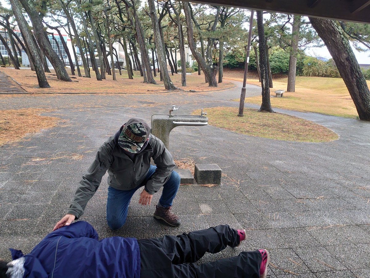 KentaroUnno's tweet photo. 今日も雨の中システマありがとうございました！また次回もよろしくお願いします。#システマ　#システマ沼津　#沼津武道教室　#健康　#エクササイズ　#リラックス https://t.co/Ut0i96HAD9