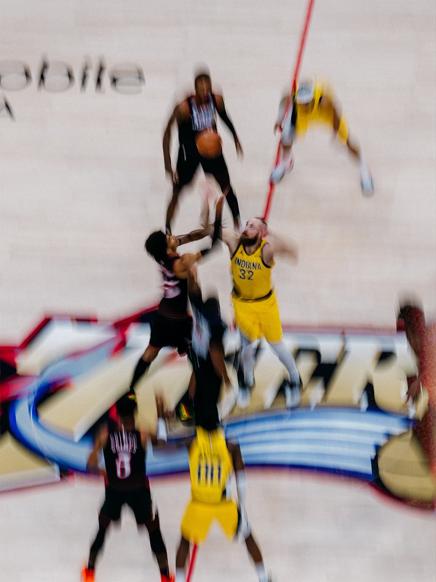 last night was a blur. 🫨