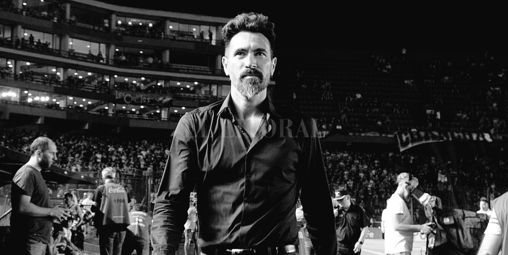 Eduardo Dominguez carajo, el mejor DT del país hace 5 años.