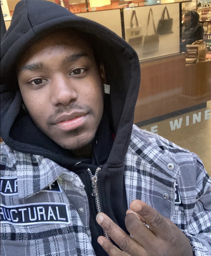 uptopslay's tweet image. 