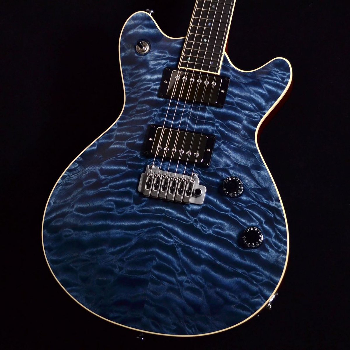 In Stock | T's Guitars 『Arc-STD24 5A Quilted Maple Top Arctic