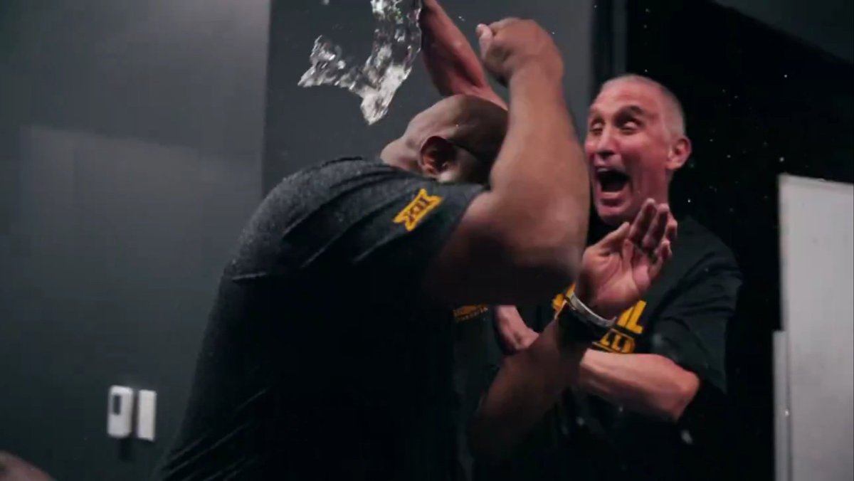 johnnykarstadt's tweet image. Congrats Coach Irvin!

Who was leading the celebration?
That's right...

BOBBY F*CKIN HURLEY! 
😈🔱